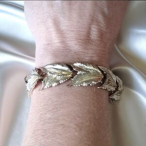 1922-40 STAR brand costume bracelet